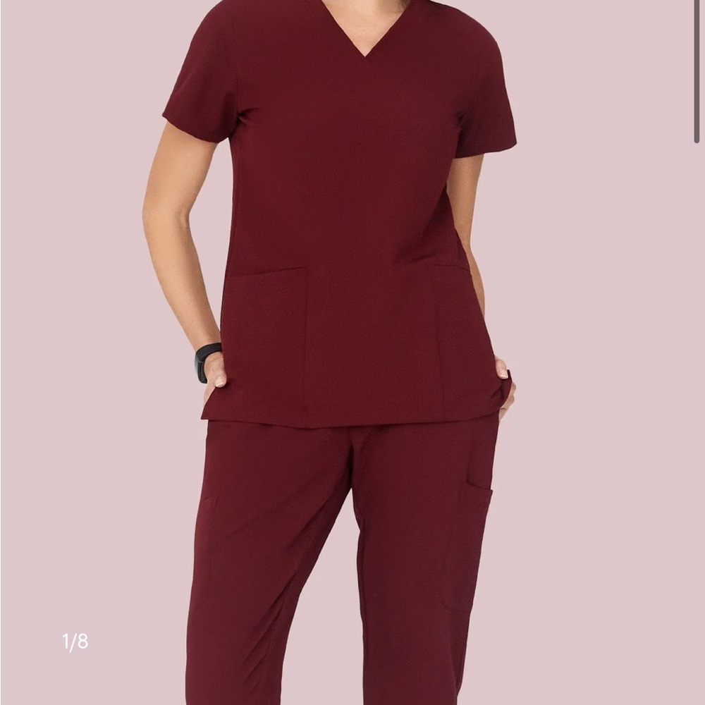 Mandala Scrub set in wine